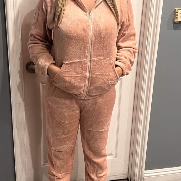 Sweater And Pants - Picture 2 of 2